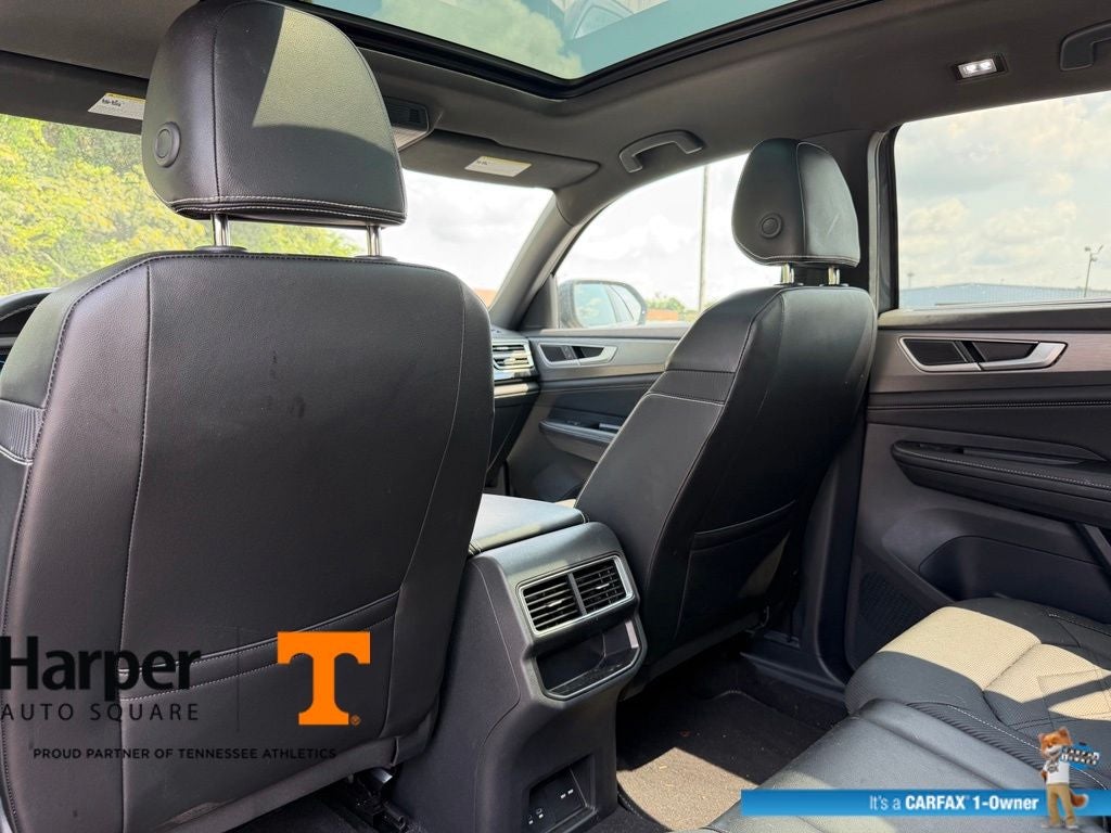 2024 Volkswagen Atlas Cross Sport 2.0T SE w/Technology