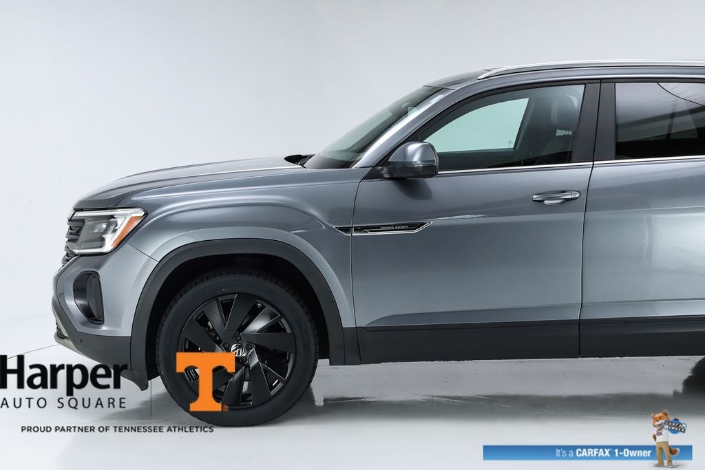 2024 Volkswagen Atlas Cross Sport 2.0T SE w/Technology