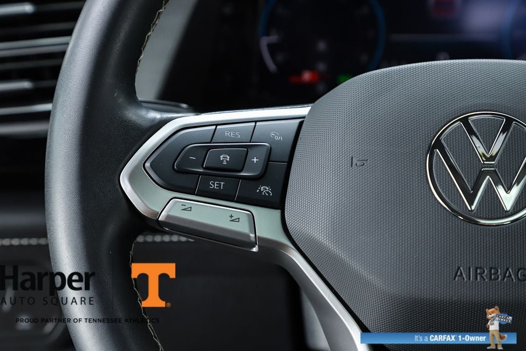2024 Volkswagen Atlas Cross Sport 2.0T SE w/Technology