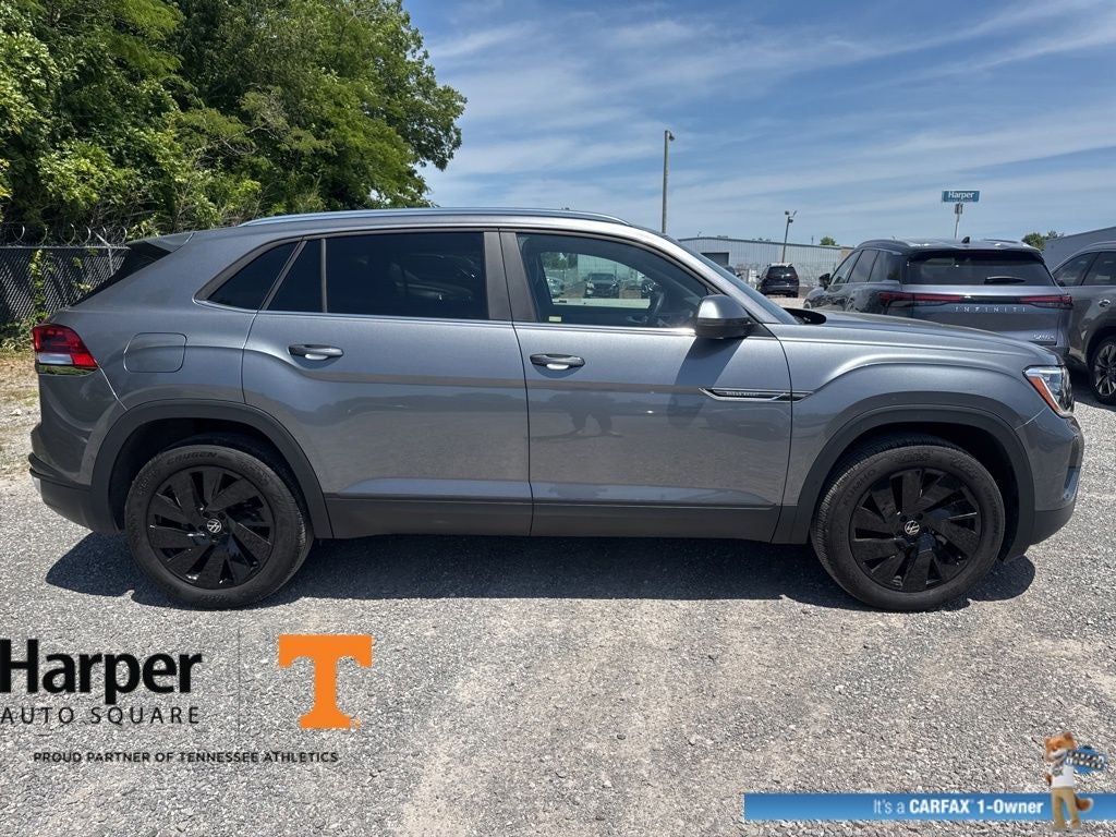 2024 Volkswagen Atlas Cross Sport 2.0T SE w/Technology