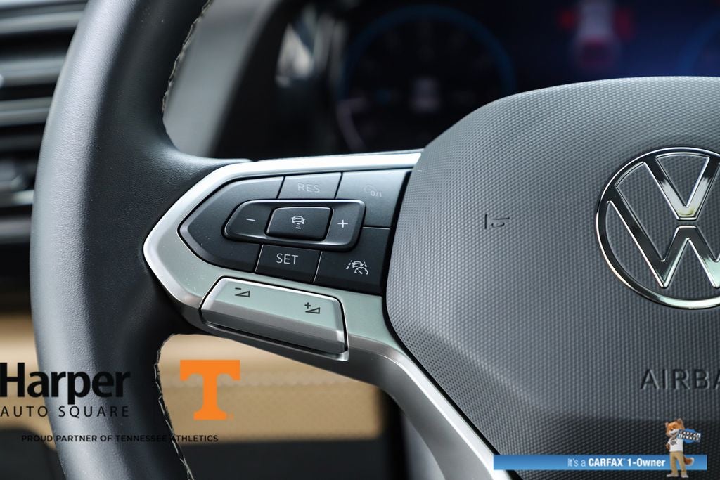 2025 Volkswagen Atlas Cross Sport 2.0T SE w/Technology