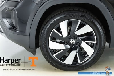 2025 Volkswagen Atlas Cross Sport 2.0T SE w/Technology