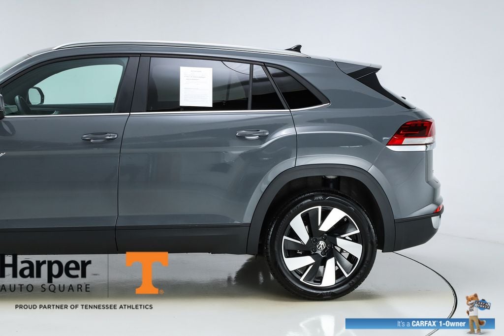 2025 Volkswagen Atlas Cross Sport 2.0T SE w/Technology