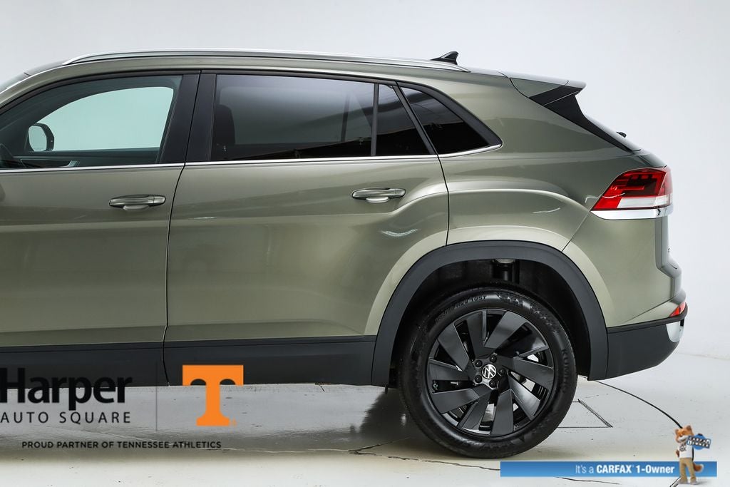 2025 Volkswagen Atlas Cross Sport 2.0T SE w/Technology