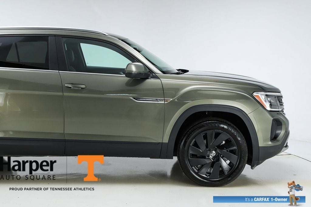 2025 Volkswagen Atlas Cross Sport 2.0T SE w/Technology