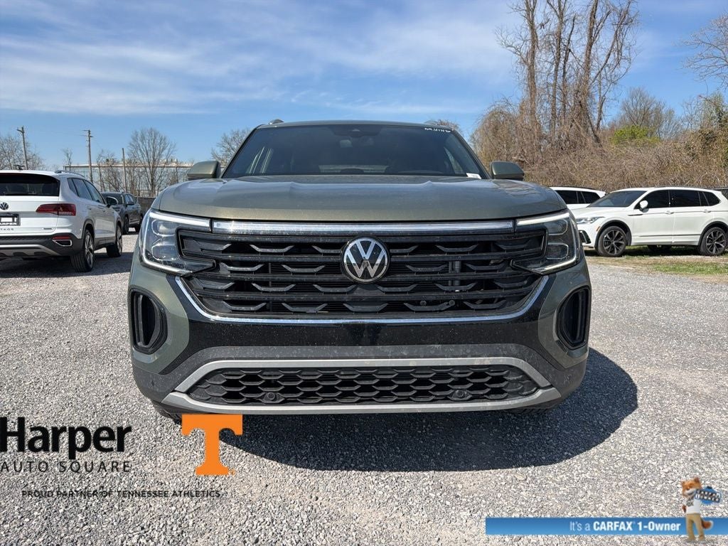 2025 Volkswagen Atlas Cross Sport 2.0T SE w/Technology