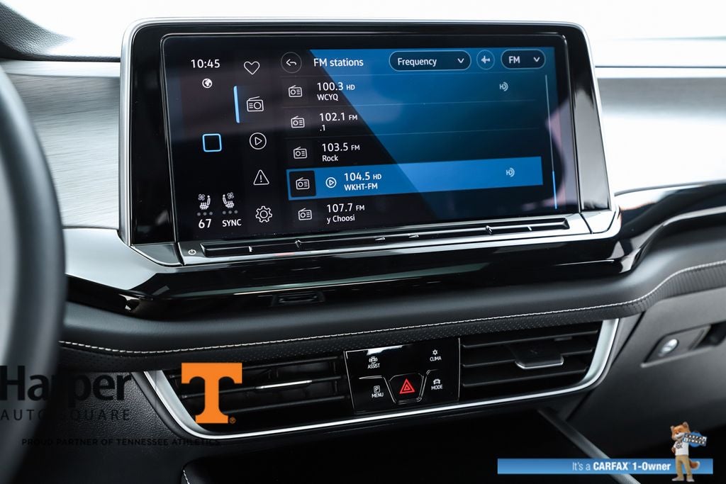 2025 Volkswagen Atlas Cross Sport 2.0T SE w/Technology