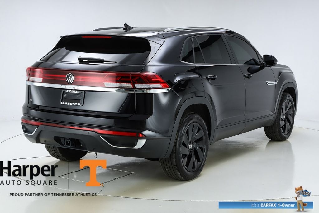 2025 Volkswagen Atlas Cross Sport 2.0T SE w/Technology