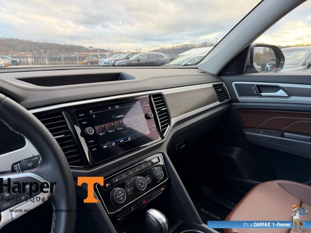 2022 Volkswagen Atlas 3.6L V6 SE w/Technology