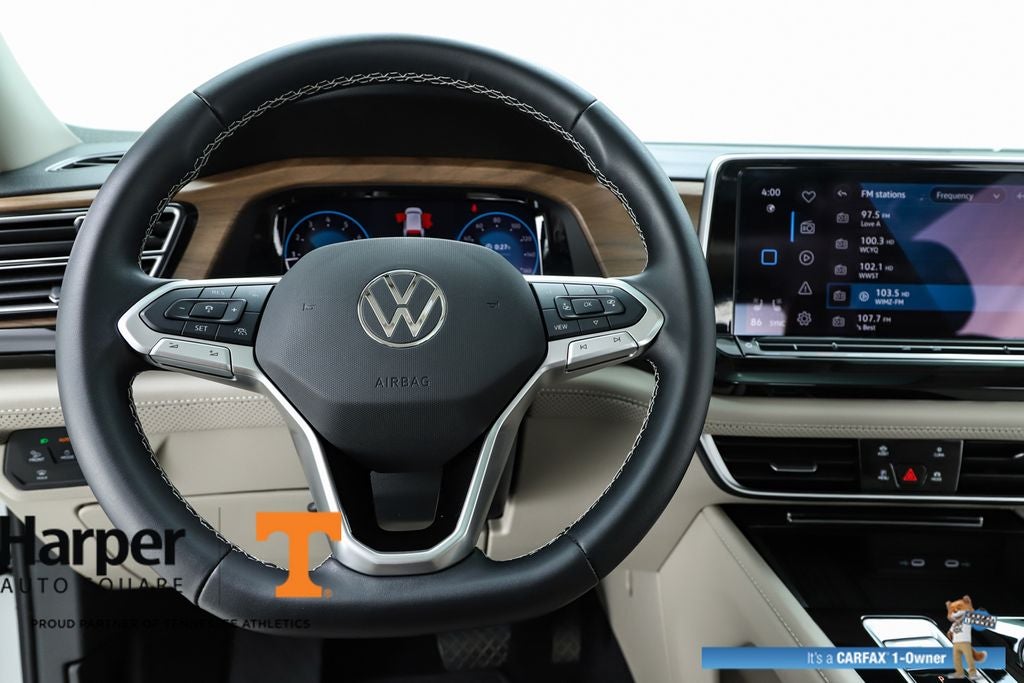 2025 Volkswagen Atlas 2.0T SE w/Technology