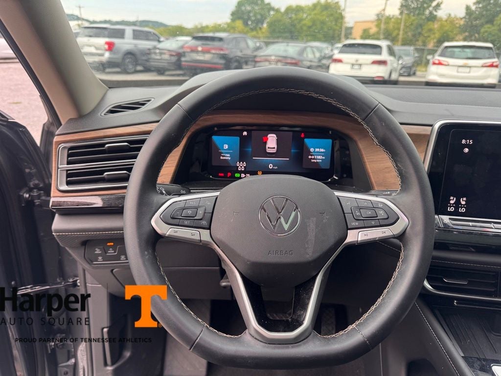 2025 Volkswagen Atlas 2.0T SE w/Technology