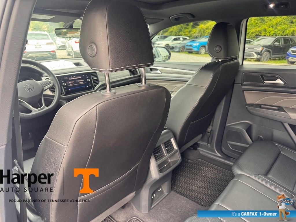 2023 Volkswagen Atlas Cross Sport 2.0T SE w/Technology