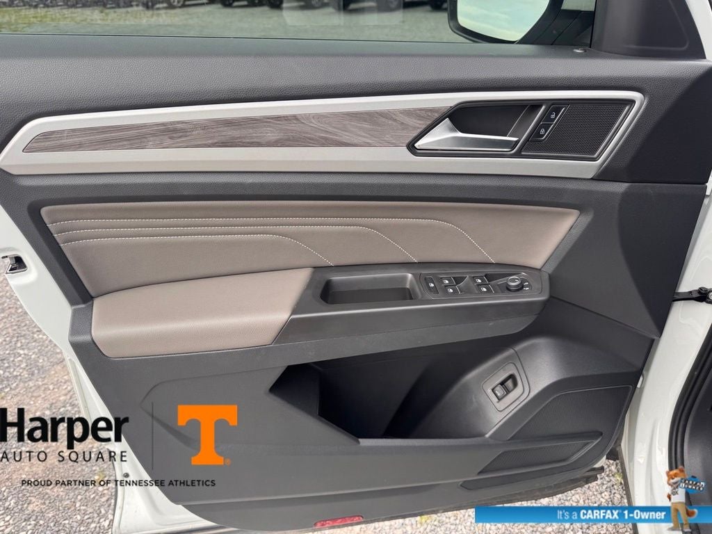 2023 Volkswagen Atlas Cross Sport 2.0T SE w/Technology