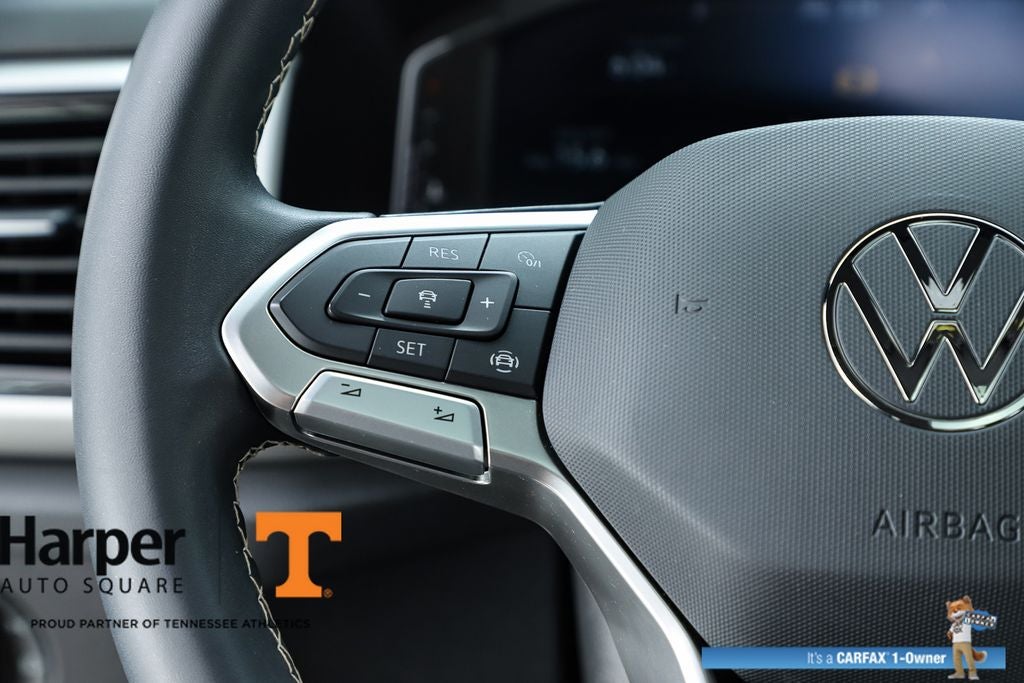 2023 Volkswagen Atlas Cross Sport 2.0T SE w/Technology