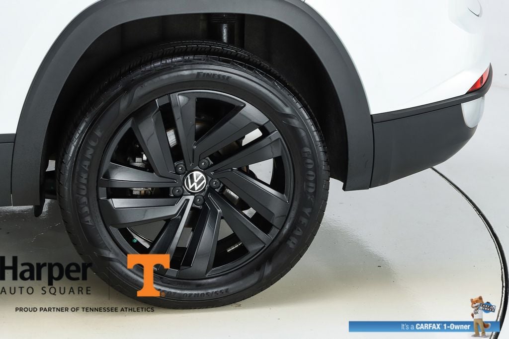 2023 Volkswagen Atlas Cross Sport 2.0T SE w/Technology