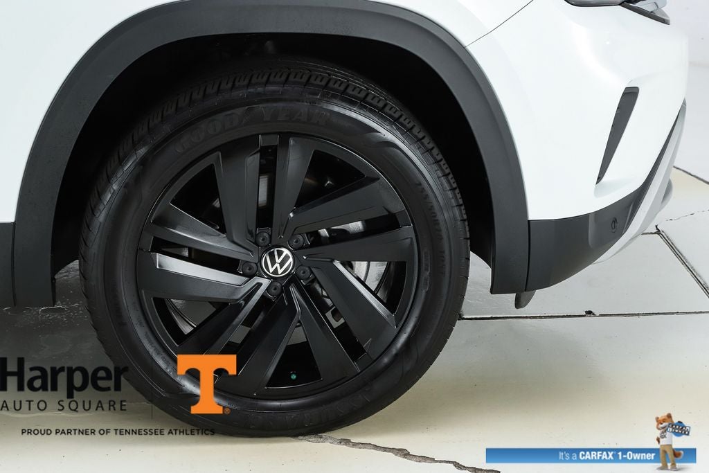 2023 Volkswagen Atlas Cross Sport 2.0T SE w/Technology