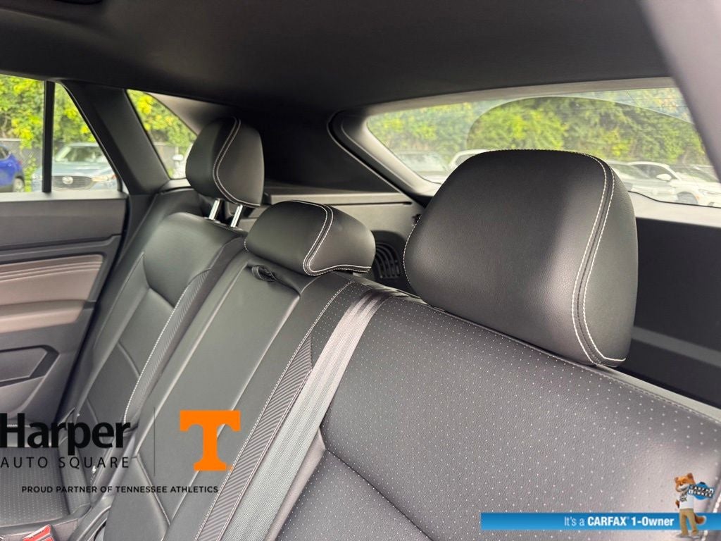 2023 Volkswagen Atlas Cross Sport 2.0T SE w/Technology