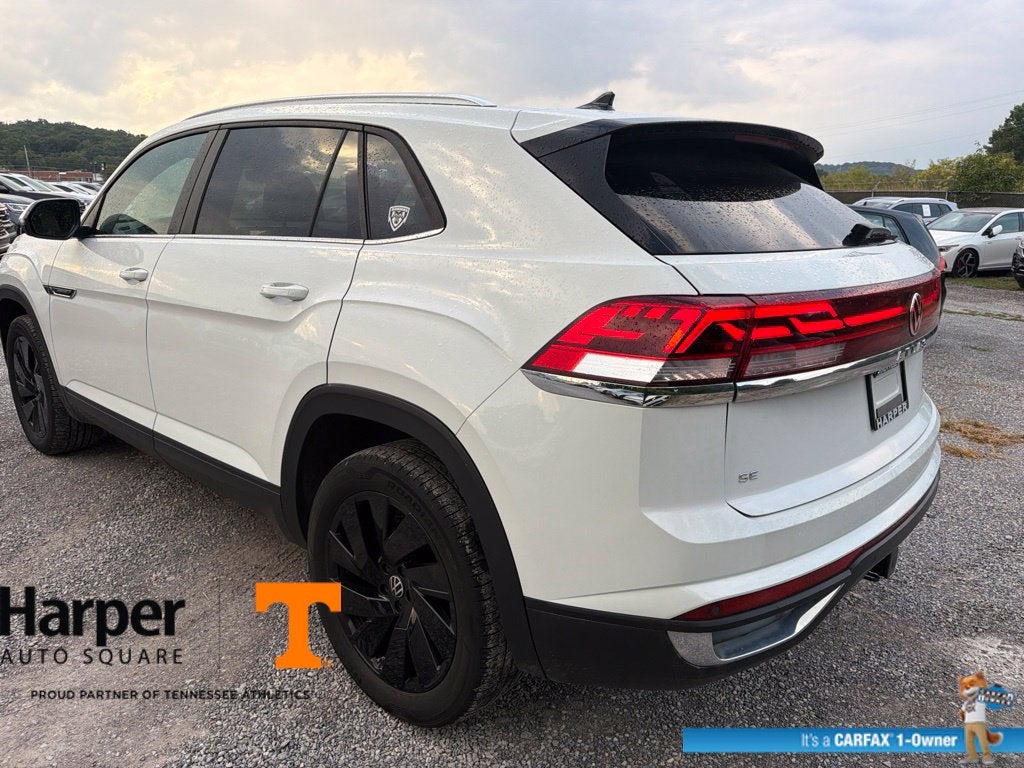 2024 Volkswagen Atlas Cross Sport 2.0T SE w/Technology