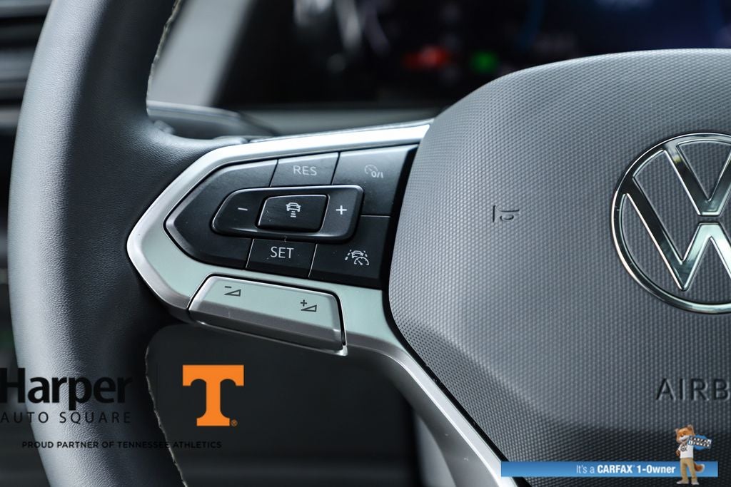 2024 Volkswagen Atlas Cross Sport 2.0T SE w/Technology