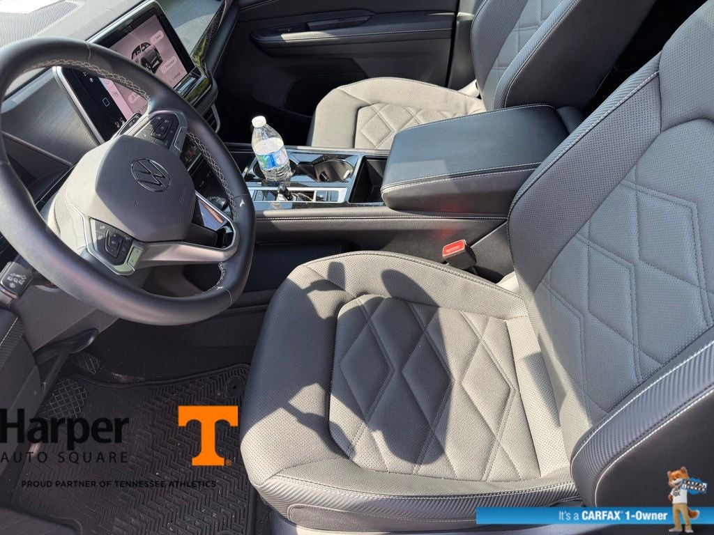 2024 Volkswagen Atlas Cross Sport 2.0T SE w/Technology