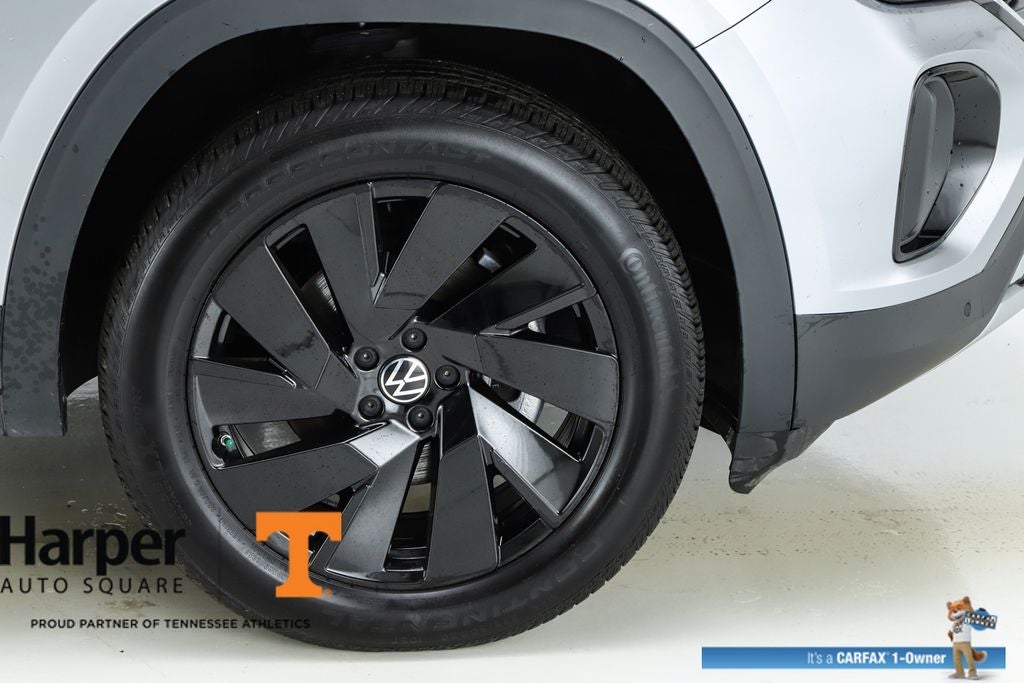 2025 Volkswagen Atlas Cross Sport 2.0T SE w/Technology