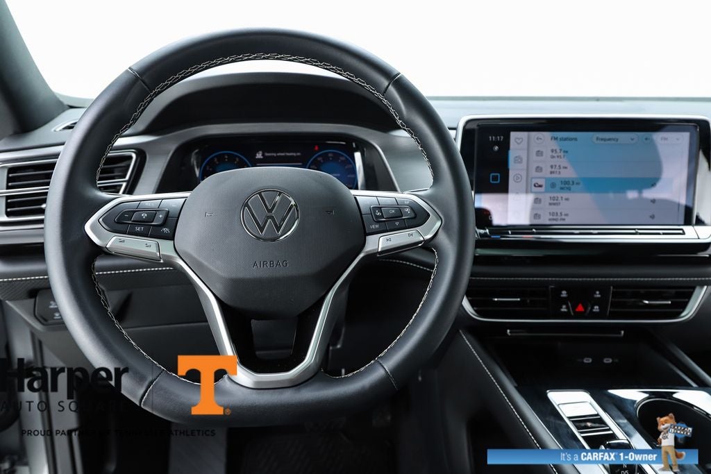 2025 Volkswagen Atlas Cross Sport 2.0T SE w/Technology