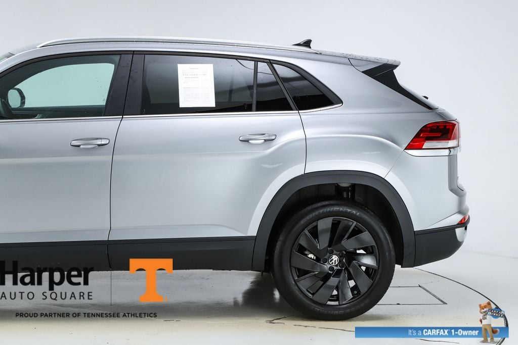 2025 Volkswagen Atlas Cross Sport 2.0T SE w/Technology