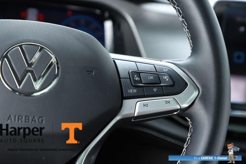 2025 Volkswagen Atlas Cross Sport 2.0T SE w/Technology