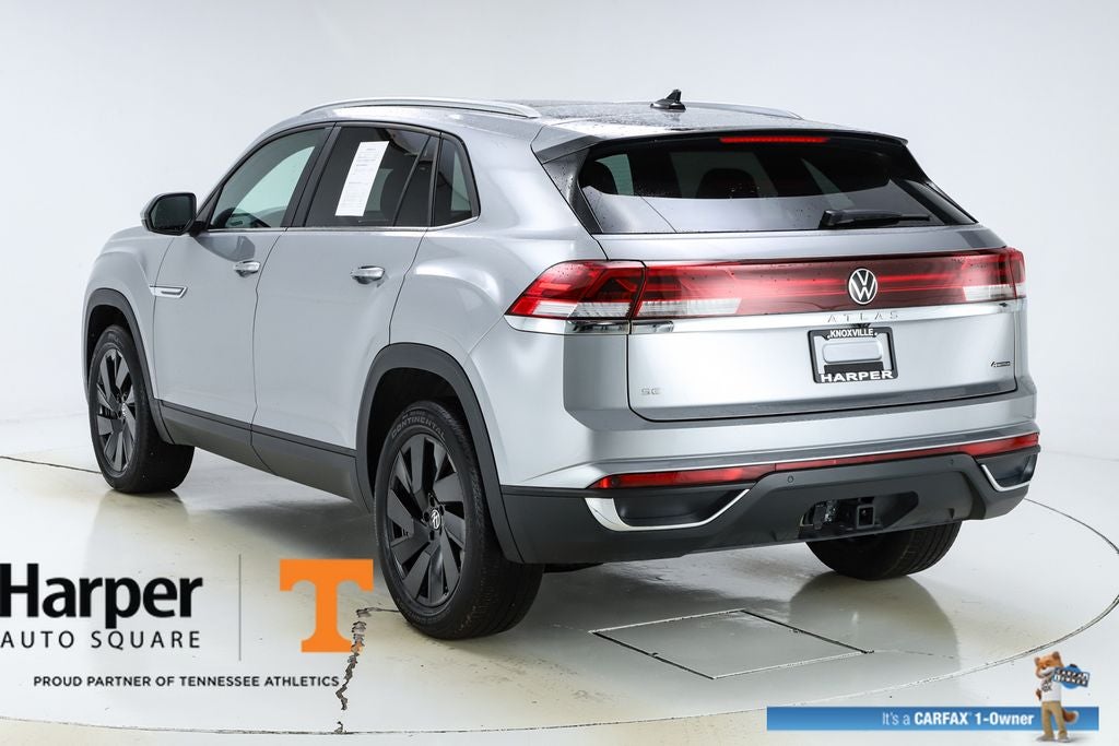 2025 Volkswagen Atlas Cross Sport 2.0T SE w/Technology