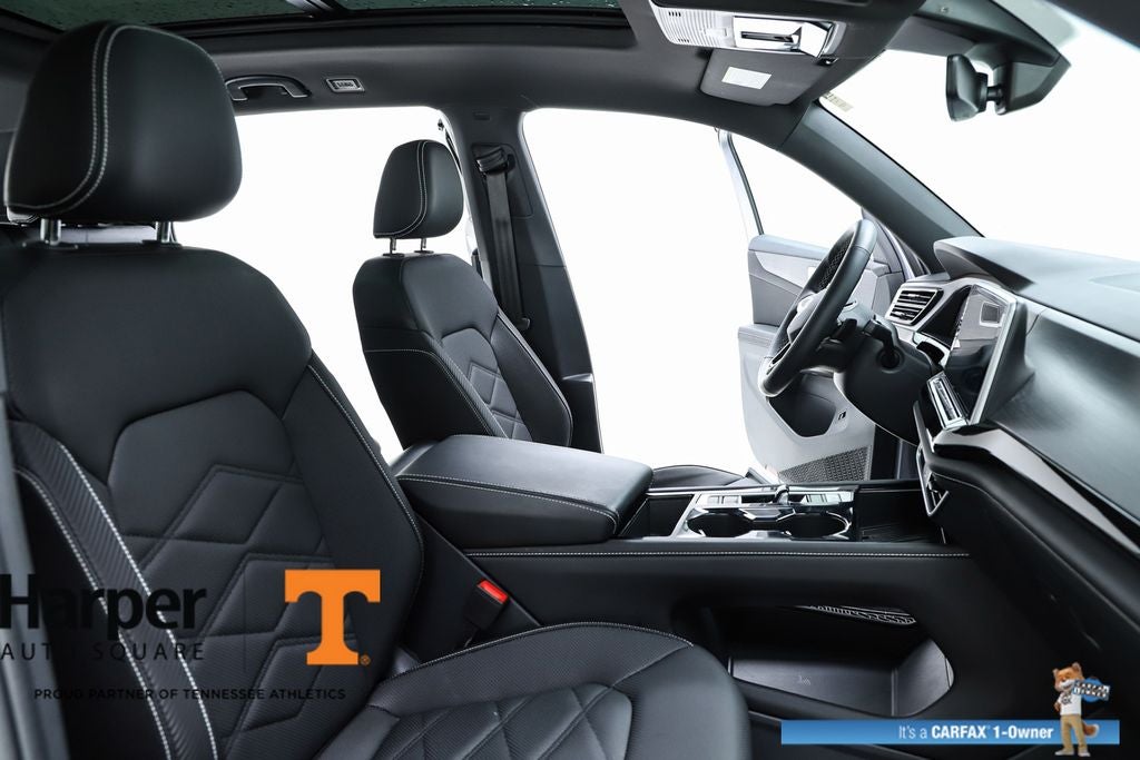 2025 Volkswagen Atlas Cross Sport 2.0T SE w/Technology