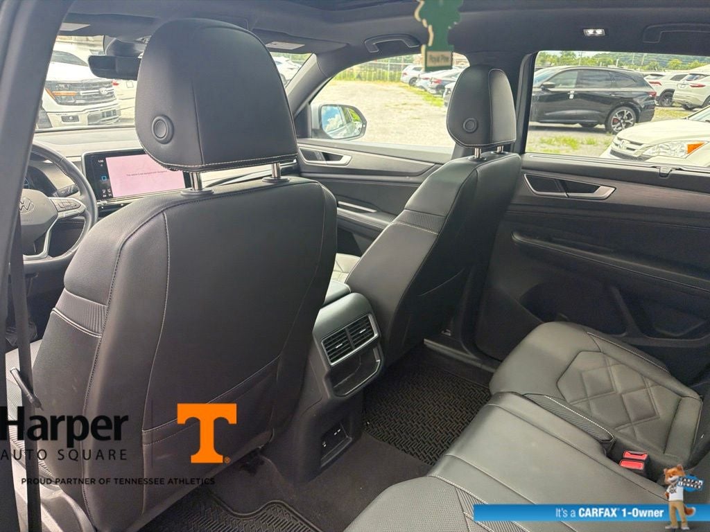 2024 Volkswagen Atlas Cross Sport 2.0T SE w/Technology
