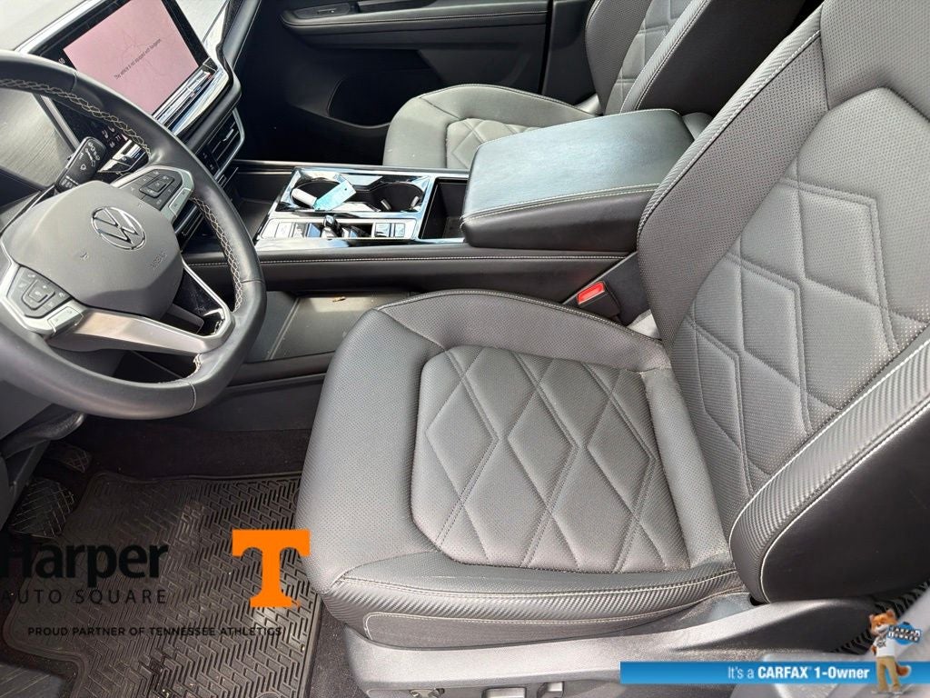 2024 Volkswagen Atlas Cross Sport 2.0T SE w/Technology