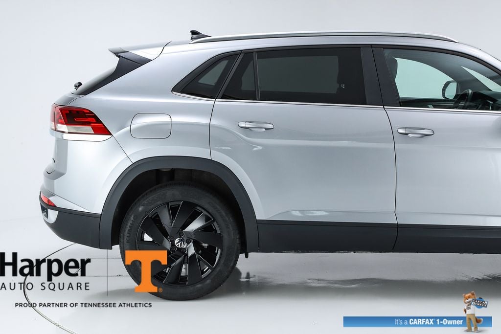 2024 Volkswagen Atlas Cross Sport 2.0T SE w/Technology