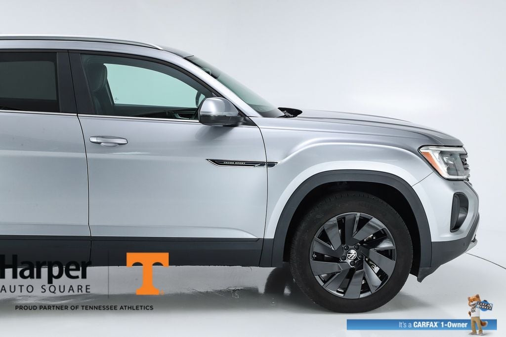 2024 Volkswagen Atlas Cross Sport 2.0T SE w/Technology