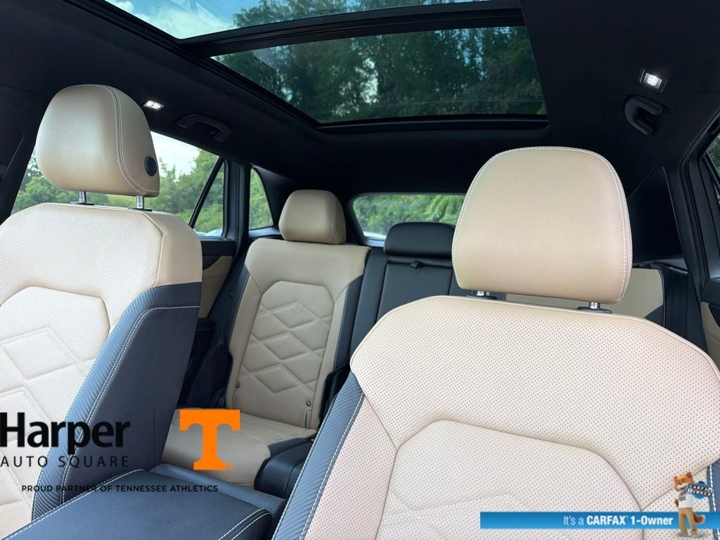 2025 Volkswagen Atlas Cross Sport 2.0T SE w/Technology
