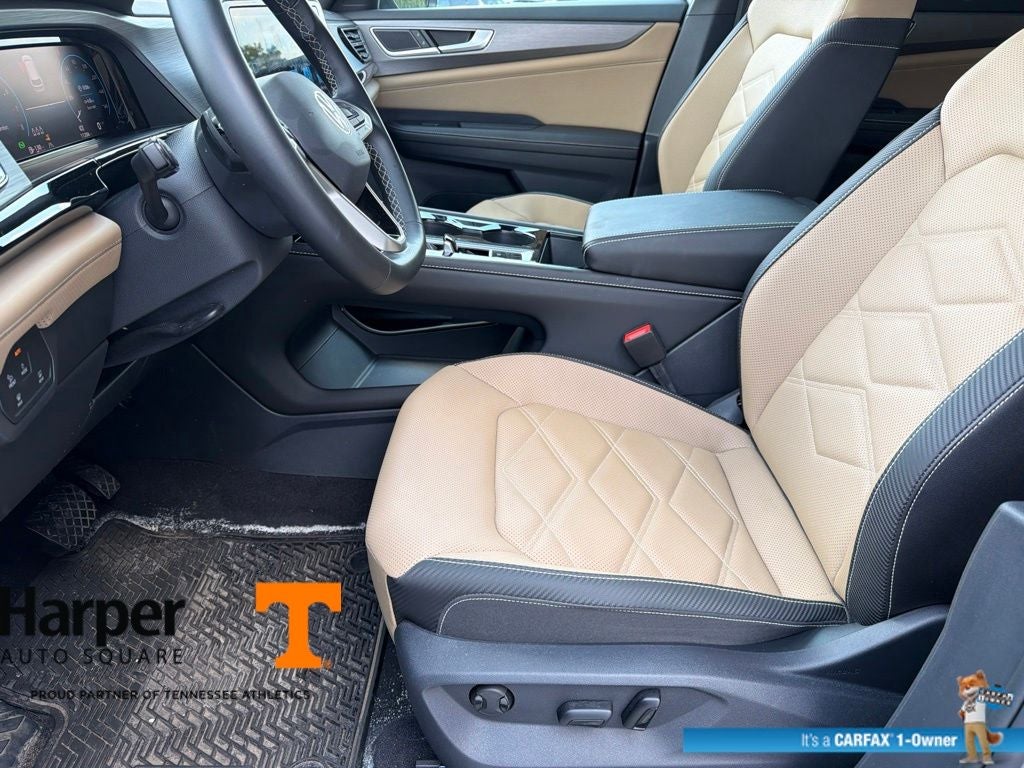 2025 Volkswagen Atlas Cross Sport 2.0T SE w/Technology