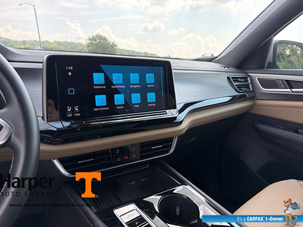 2025 Volkswagen Atlas Cross Sport 2.0T SE w/Technology