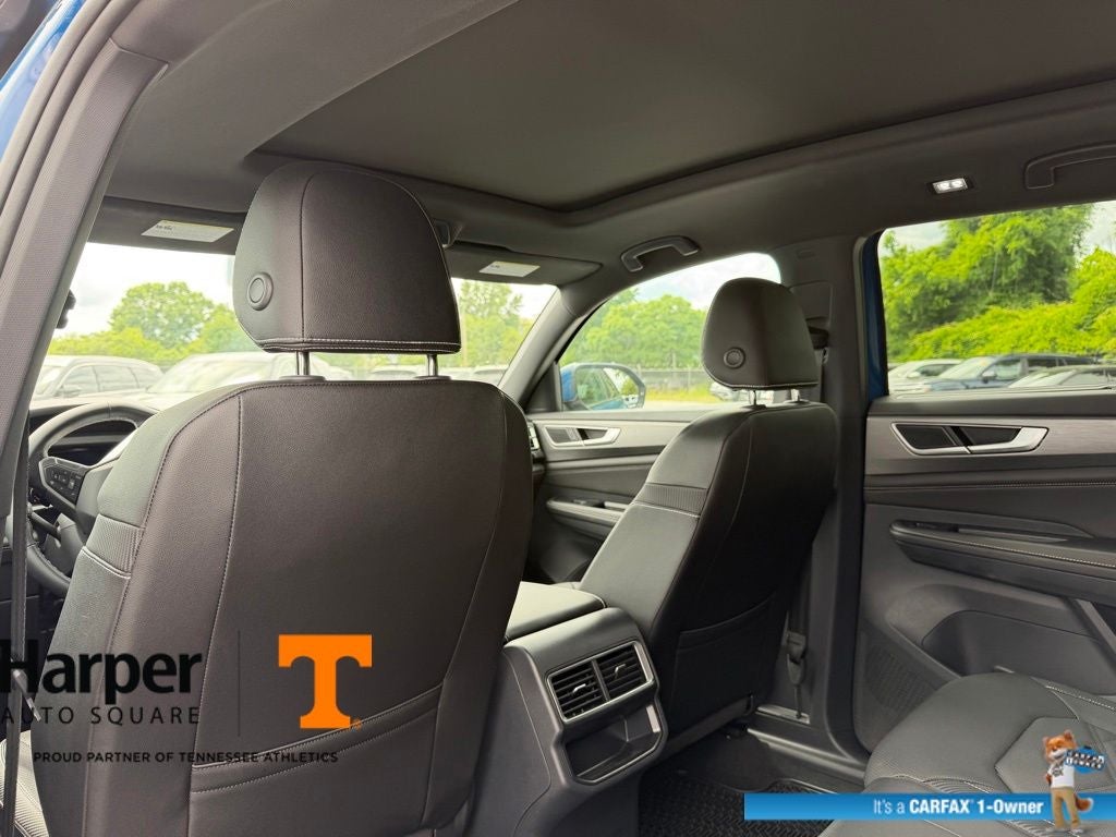 2025 Volkswagen Atlas Cross Sport 2.0T SE w/Technology
