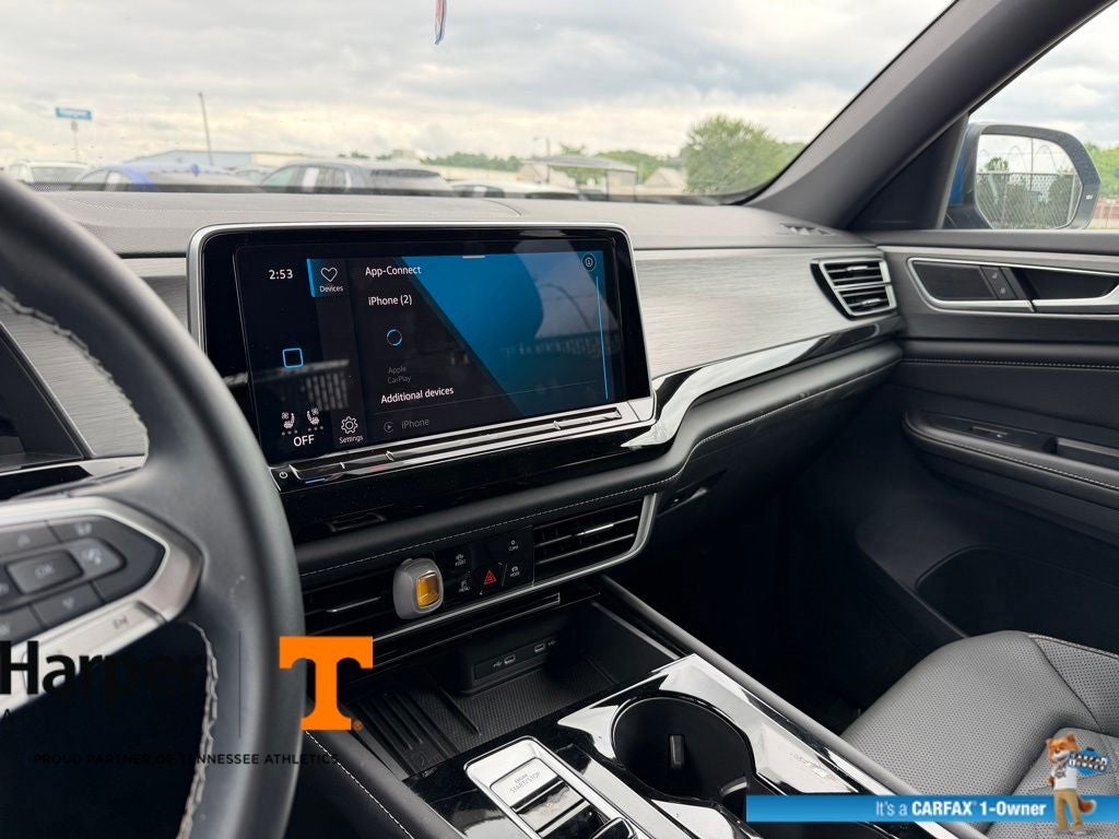 2025 Volkswagen Atlas Cross Sport 2.0T SE w/Technology