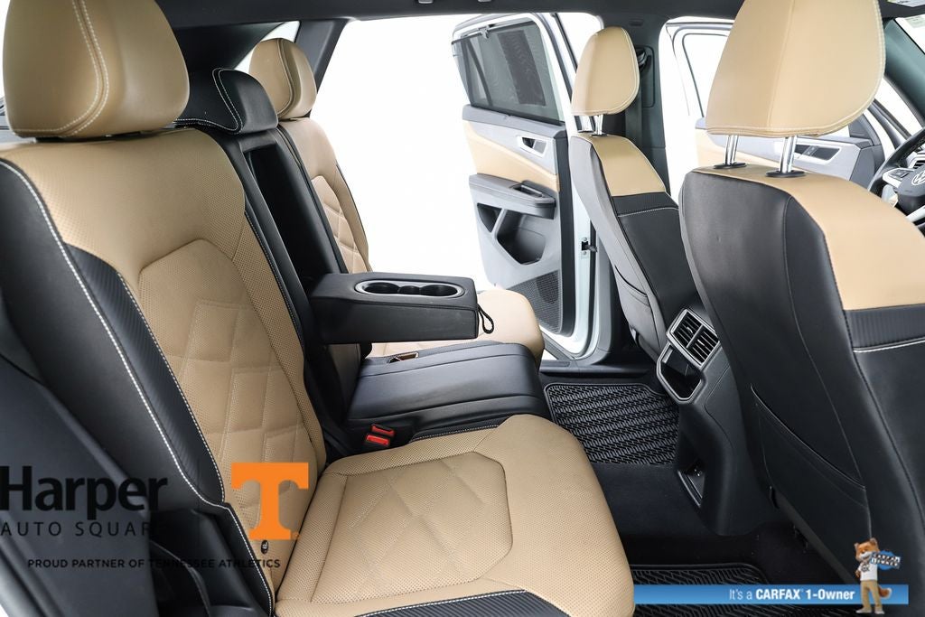 2024 Volkswagen Atlas Cross Sport 2.0T SE w/Technology