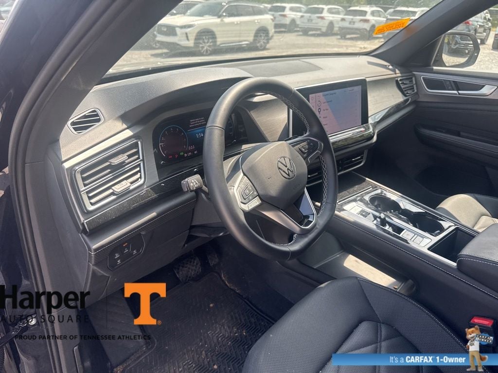 2025 Volkswagen Atlas Cross Sport 2.0T SE w/Technology