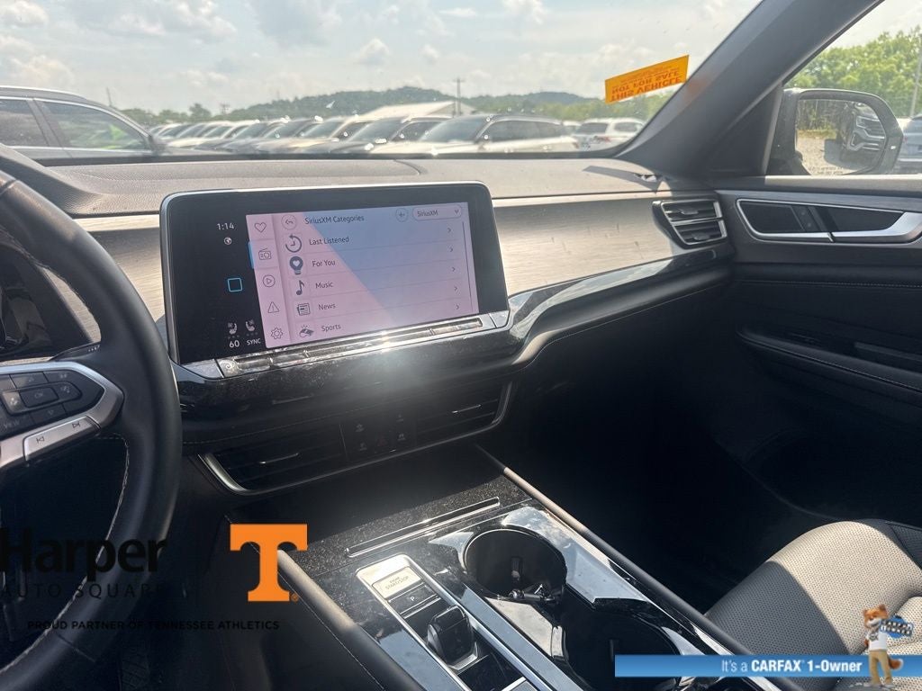2025 Volkswagen Atlas Cross Sport 2.0T SE w/Technology
