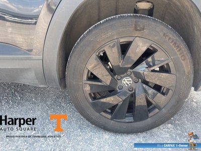 2025 Volkswagen Atlas Cross Sport 2.0T SE w/Technology