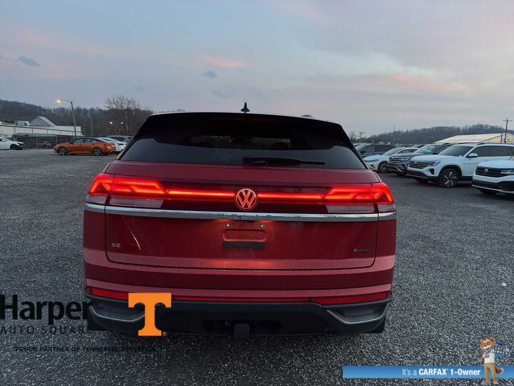 2024 Volkswagen Atlas Cross Sport 2.0T SE w/Technology