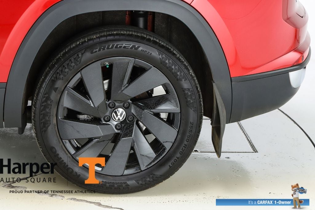 2024 Volkswagen Atlas Cross Sport 2.0T SE w/Technology