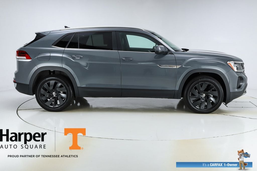 2025 Volkswagen Atlas Cross Sport 2.0T SE w/Technology