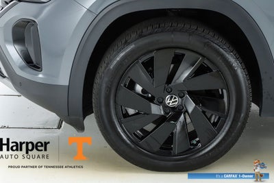 2025 Volkswagen Atlas Cross Sport 2.0T SE w/Technology