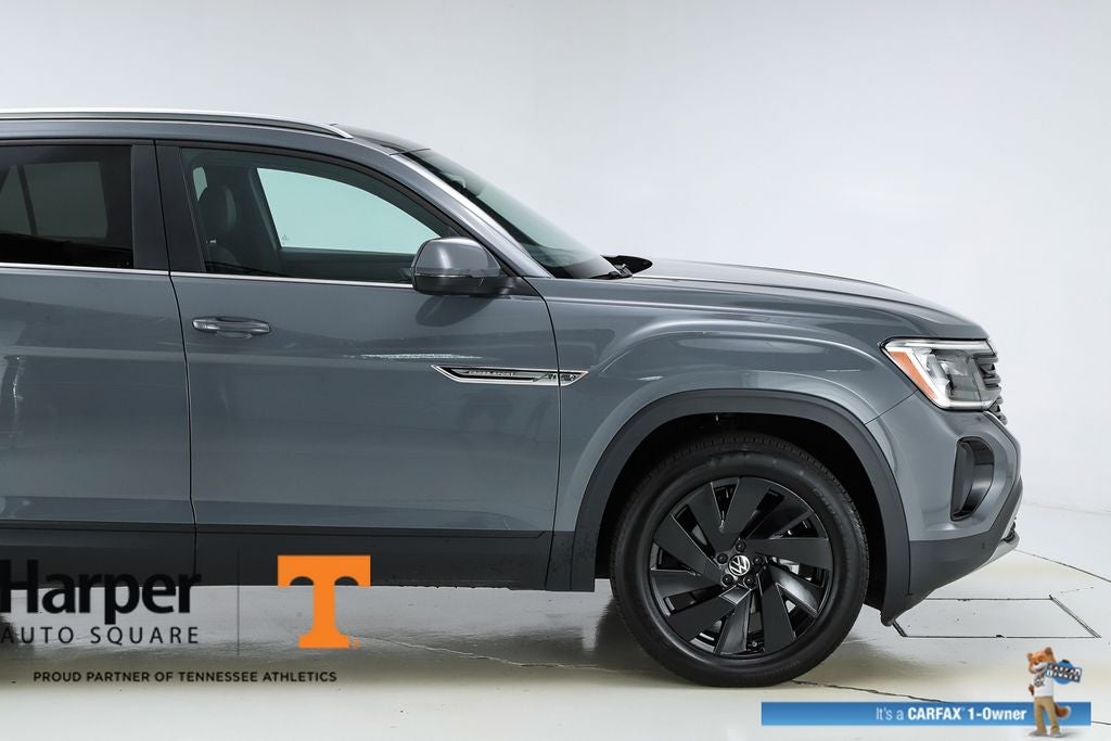 2025 Volkswagen Atlas Cross Sport 2.0T SE w/Technology