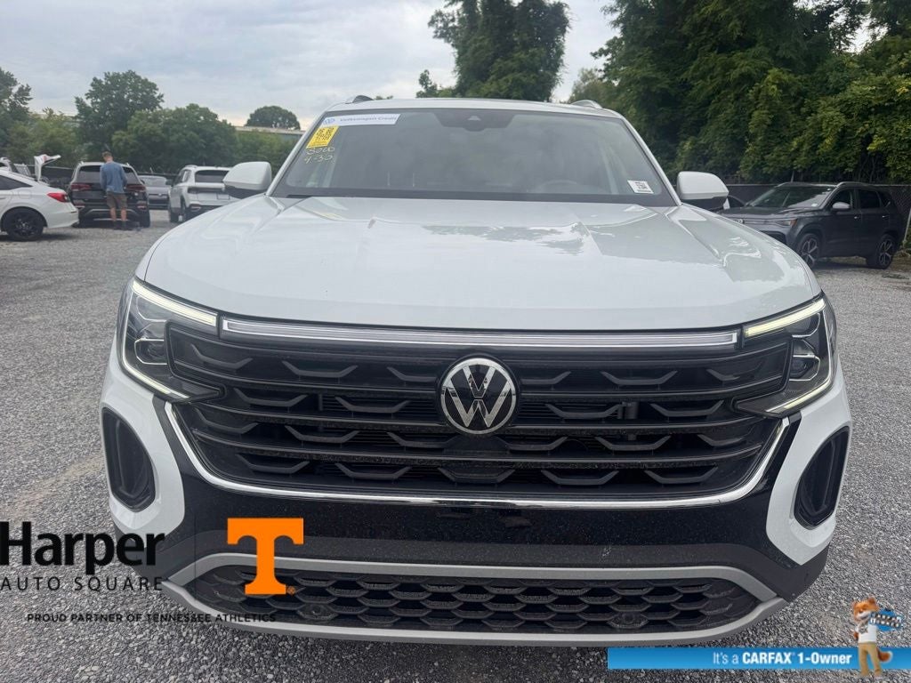 2025 Volkswagen Atlas Cross Sport 2.0T SE w/Technology