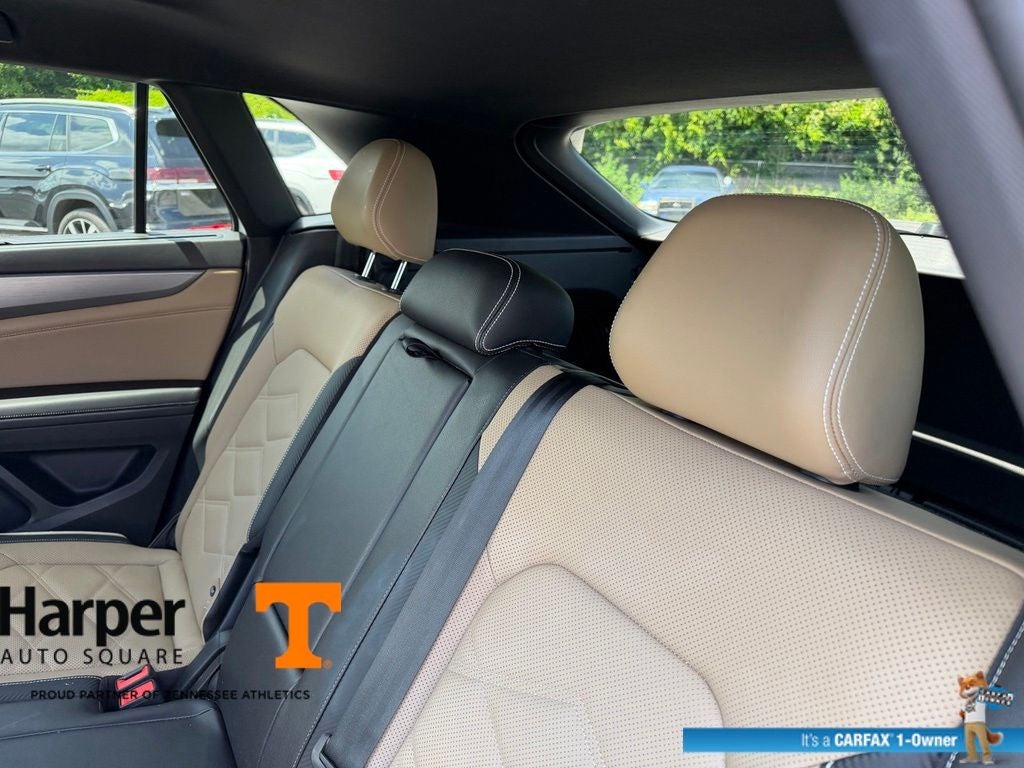 2024 Volkswagen Atlas Cross Sport 2.0T SE w/Technology